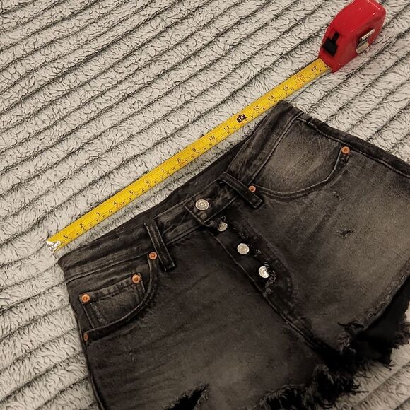 Blackish gray high waist exposed button fly Levi's 501 shorts size 27 - Picture 7 of 8